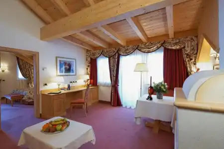 Sassongher – Preferreds & Resorts - 172