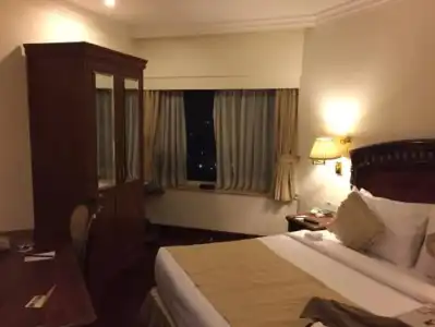 The Royal Plaza - 14