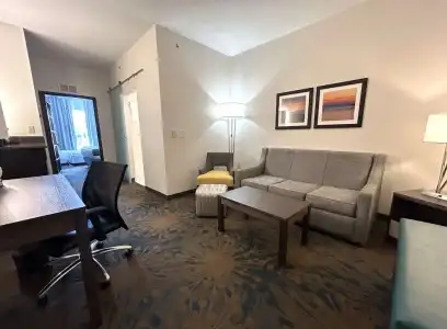 Best Western Erie Inn & Suites - 40