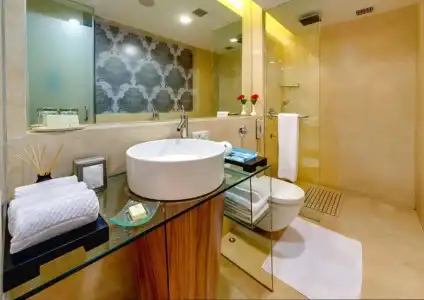 Kenilworth, Kolkata - 61
