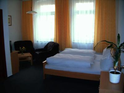 Zum Goldenen Löwen - 1
