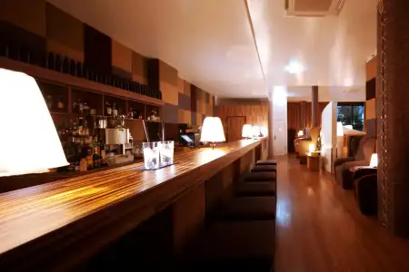 Numa Berlin Weinmeister - 12