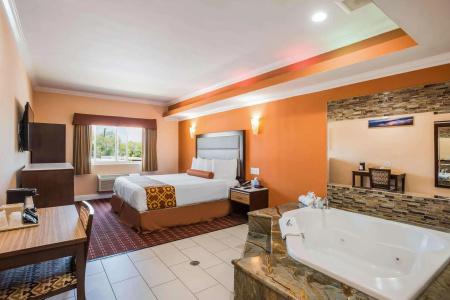Rodeway Inn & Suites Pasadena - 20