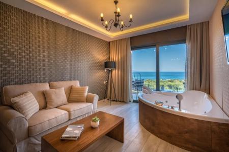 Elegance Luxury Executive Suites - Adults Only - 55
