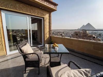 Crowne pyramids view inn - 31