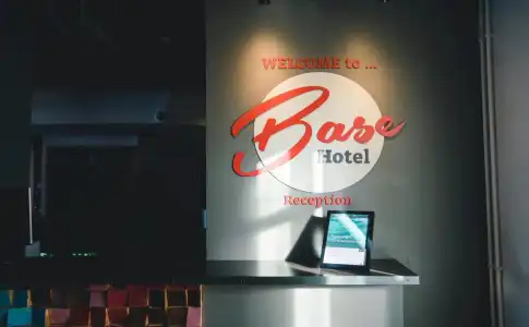 Base Guesthouse by Keflavik Airport - 29