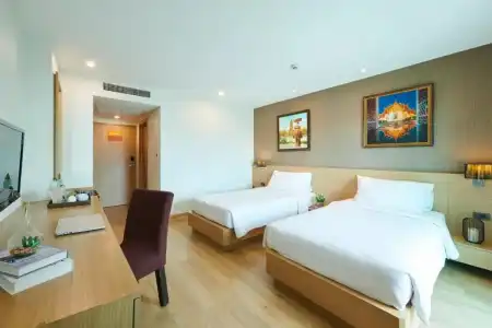 Adelphi Pattaya - 65