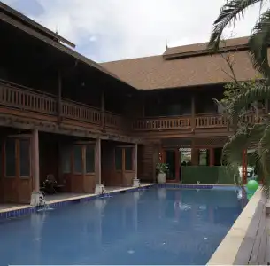 Baan U Sabai Boutique House - 11