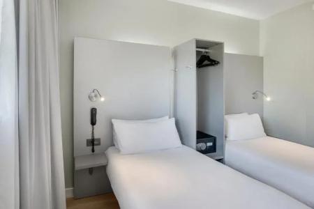 B&B Figueras - 81