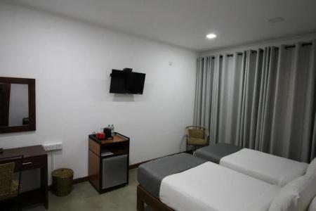 Serenity Tissa - 45