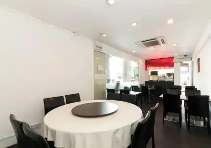 Days Inn by Wyndham Singapore Novena - 17