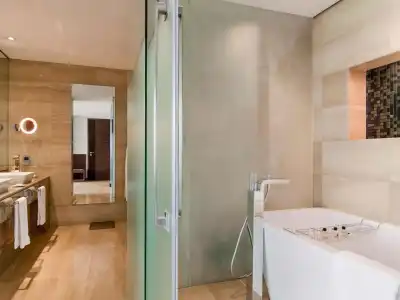 Fairmont Bab Al Bahr - 10