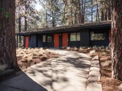 LOGE Bend - 17