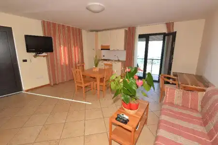 Miramare Residence Guest House - 43