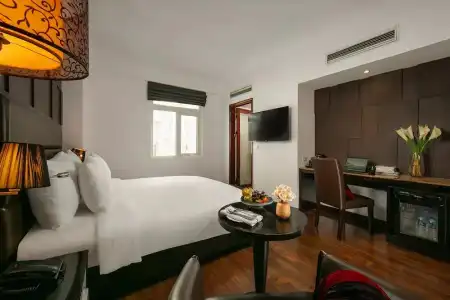 La Nueva Boutique Ha Noi - 165