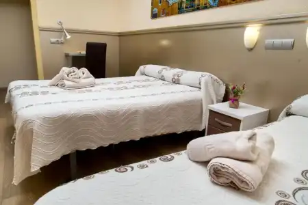 Hostal Barcelona - 38