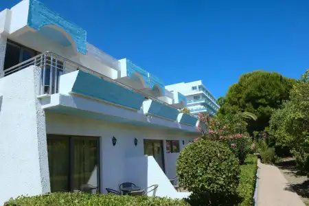 Blue Horizon - 185