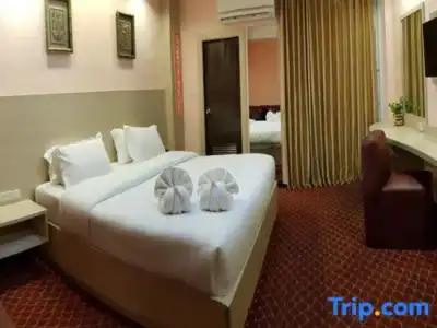 Romeo Palace - 37