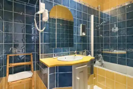 Best Western des Orangers - 116