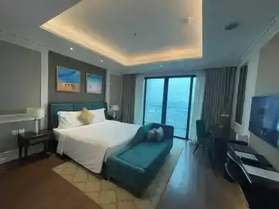 FLC Halong Bay Golf Club & Luxury Resort - 36