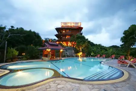 Sea Breeze Resort - 13
