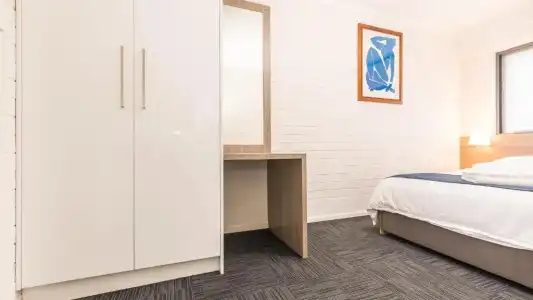 Batavia Apartments - 16