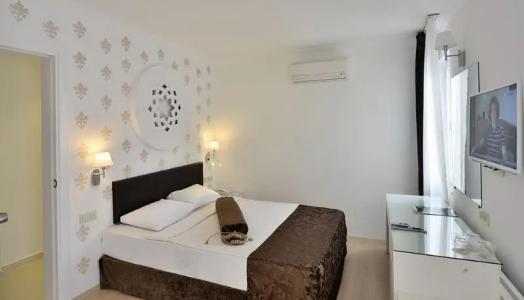 Side Royal Paradise - 36