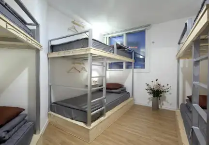 First Guest House - Hostel - 3