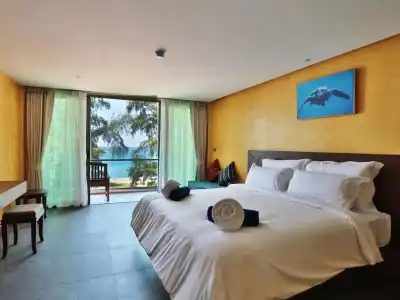 Coriacea Beachfront Boutique Phuket Resort - 35