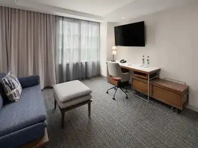 Courtyard by Marriott Seattle Bellevue/Downtown - 46