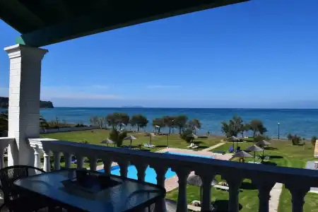 S&C Kosmos Beach Resort - 29