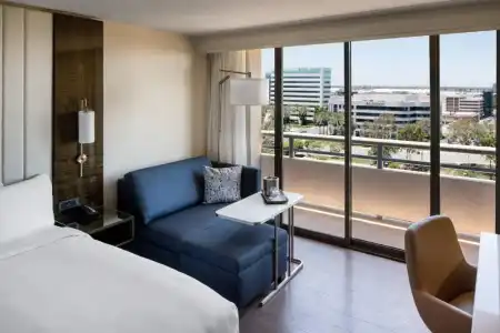 Irvine Marriott - 84