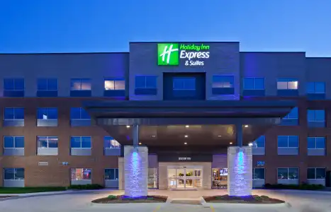 Holiday Inn Express & Suites Des Moines Downtown by IHG - 19