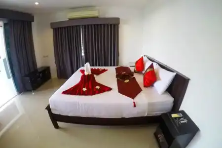 White Flower Lanta - 83