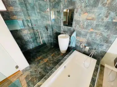 Absolute Beachfront Resort - 37