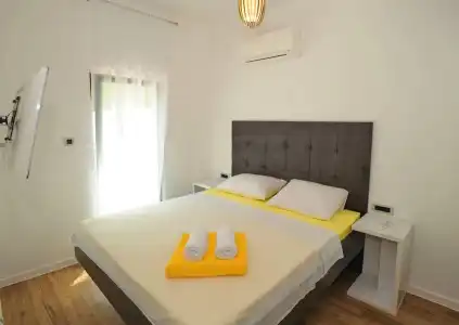 Windrose Apartments - 1