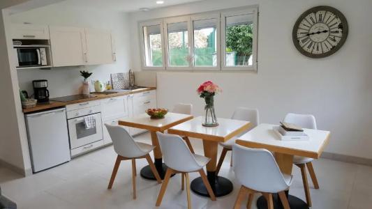 Le Castel Guesthouse - 106