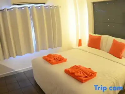 The Original Orange Rooms - 22
