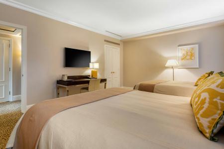 Omni Berkshire Place - 2