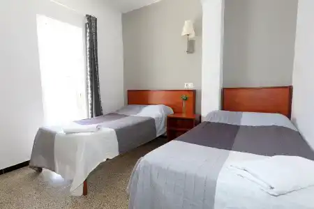 Hostal Lido - 4