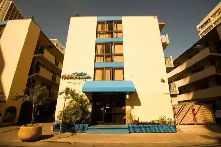 Waikiki Beachside Hostel - 23