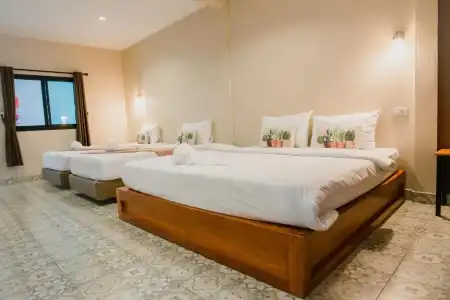 Warm Well Hostel Kanchanaburi - 80