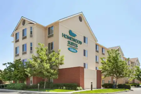 Homewood Suites Medford - 32