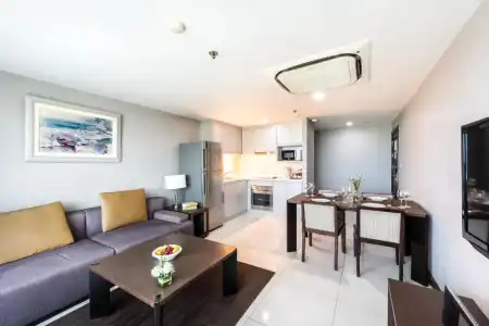 Royal Suite Bangkok - 28