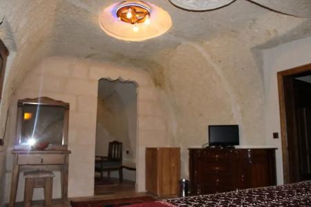Dilek Tepesi Cave - 79