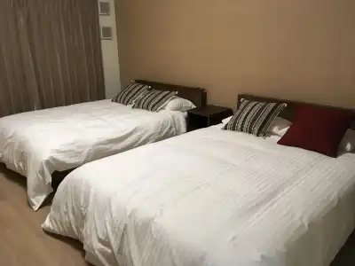 Nedoco Osaka West - 2