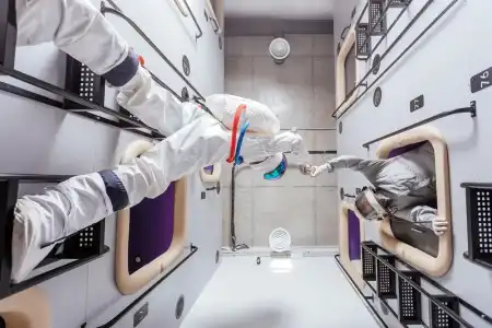 Capsule Constellation 89 - 18