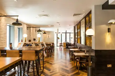 Hub By Premier Inn London King's Cross - 38