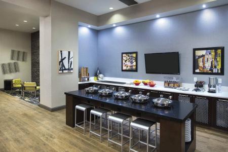 Hampton Inn Boston/Cambridge - 16