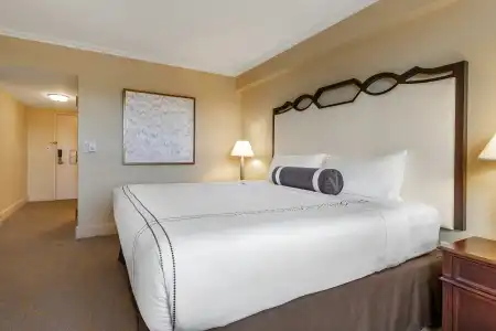Omni Shoreham - 37